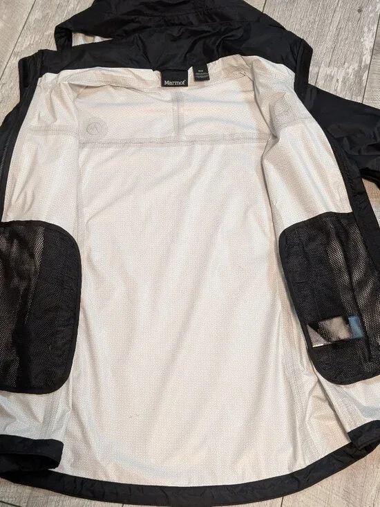 Marmot Black Lightweight Rain Jacket Hooded Utility Vented | Size M NWOT - Picture 11 of 17